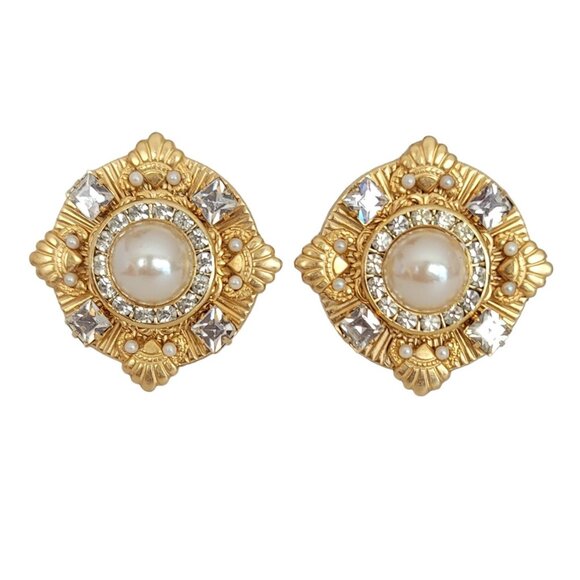 Gold Tone Clear Rhinestone Faux Pear Clip On Earrings K613